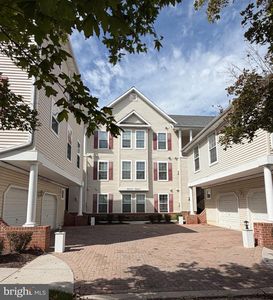 9602 Devedente Dr #103