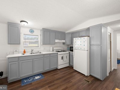 27054 Trinity Rd