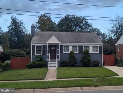 10804 Jewett St