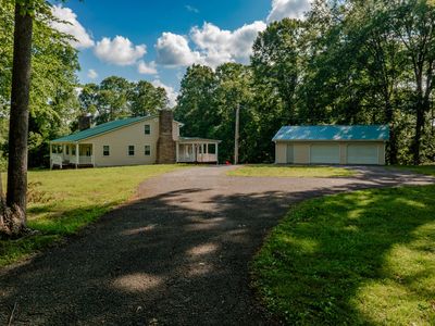 600 Carriage Ln