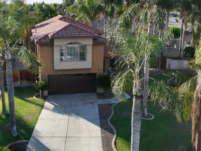 Property at 6208 Trinidad Ct, Bakersfield, CA