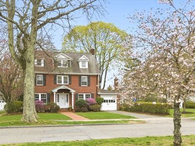 238 Harris Ave