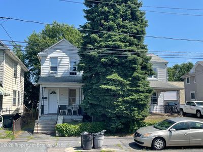 317-319 S 10th Ave