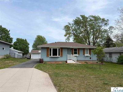 Property at 1309 N Washington Ave, Saint Peter, MN
