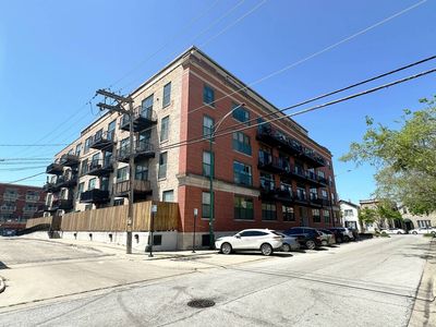 3500 S Sangamon St APT 404