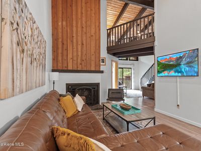 21515 N Village Blvd Unit 3