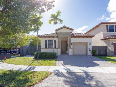 470 SE 34th Ter