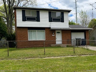 2914 E Pierson Rd