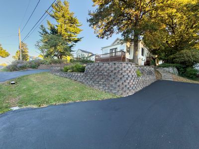 141 E Hoehn St