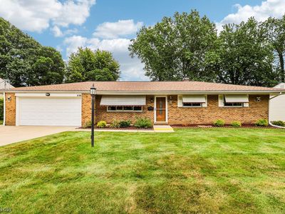 6199 Carolyn Dr