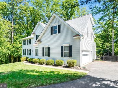 5200 Swain Dr