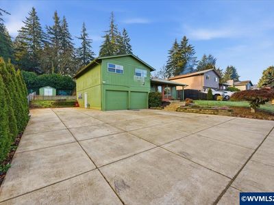 190 Kashmir St SE