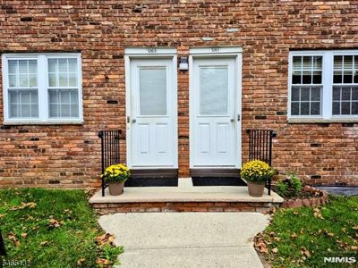 1261A Valley Road