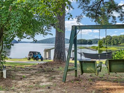 51 Lay Lake Way