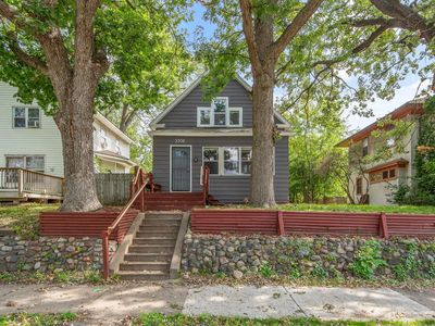 3306 Bryant Ave N