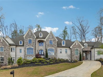 252 Traditions Dr