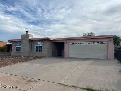 833 W Hawaii Dr