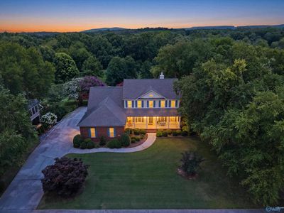 289 River Cove Rd