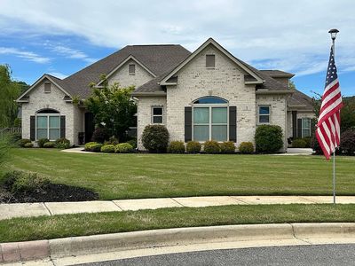 1 Sanders Hill Way SE