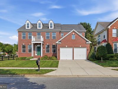 2700 Lake Forest Dr