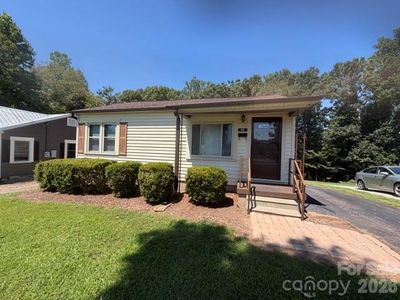 44 Ridgecrest Dr