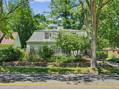 208 W Florida Ave