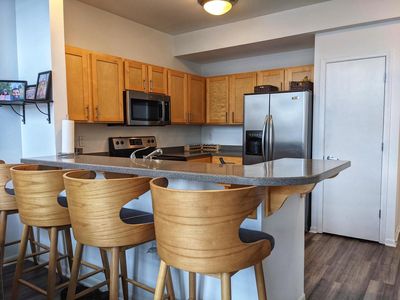 2121 South Kinnickinnic AVENUE #110