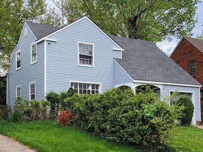 879 Medford Rd