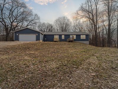 590 Washington Ave N