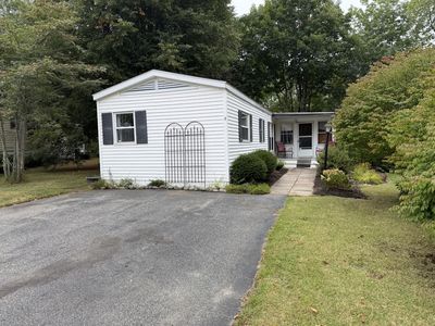 1 Arrowbrook Rd #1