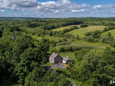 10 Carmel Hill Road South