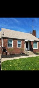 703 33rd St NE