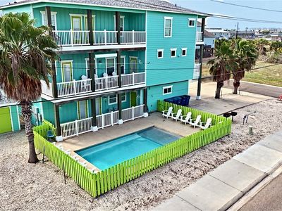 603 Sea Breeze Ln