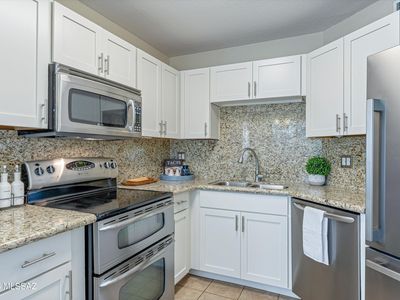 6655 N Canyon Crest Dr Unit 1102