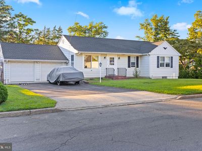141 Crest Ave