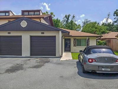 63 Douglas St APT 11