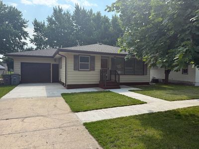 Property at 550 N Maple St, Ainsworth, NE