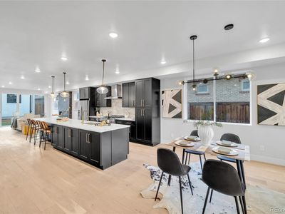 2339 N Irving