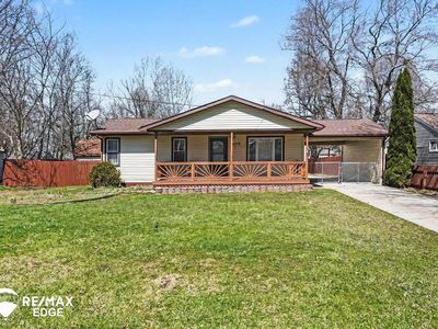 6175 Crabtree Ln