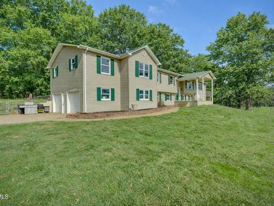 6181 Poplar Springs Rd #2