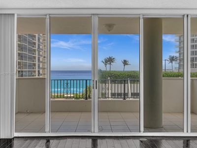 6422 Collins Ave APT 501