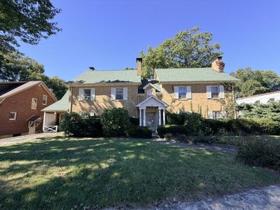 200 Granville Ave