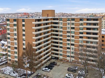 220 N Dithridge St APT 404