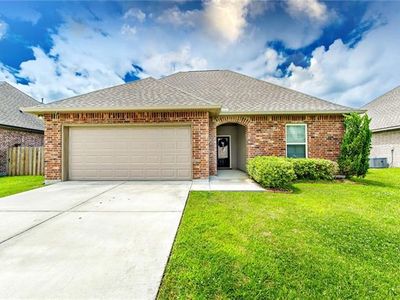 296 Highland Oaks Ave