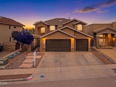 5017 Moon Ranch Ln