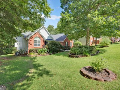 40 Woodcrest Ave