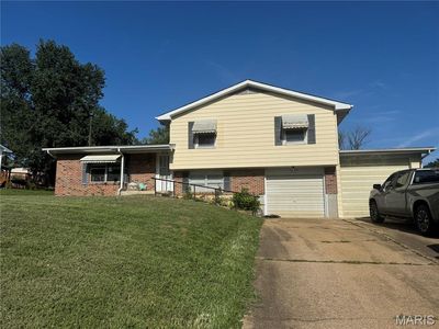1250 Diane St