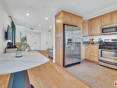 5312 Denny Ave Unit 7