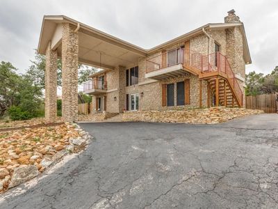 Property at 13207 Mansfield Dr, Austin, TX