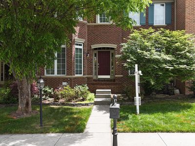 24896 Castleton Dr